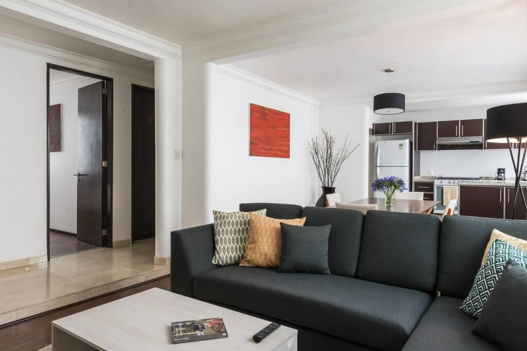Condesa Residence 7 Stylish 2 Bedroom, 1 Bathroom Residence Accentuating Expansive Interiors 墨西哥城 外观 照片